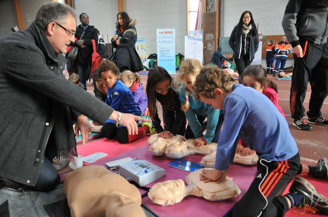 Người bệnh tim sống lâu hơn người khỏe bình thường? - Ảnh 1. Người bệnh tim sống lâu hơn người khỏe bình thường? - Ảnh 1.