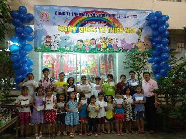 Description: http://www.xsktangiang.com.vn/xoso/uploadhinh/images/quoctethieunhi2018_02.jpg