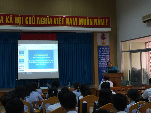 Công ty XSKT Bình Thuận: Tổ chức Hội nghị quán triệt Nghị quyết Trung ương 7 (khóa XII)