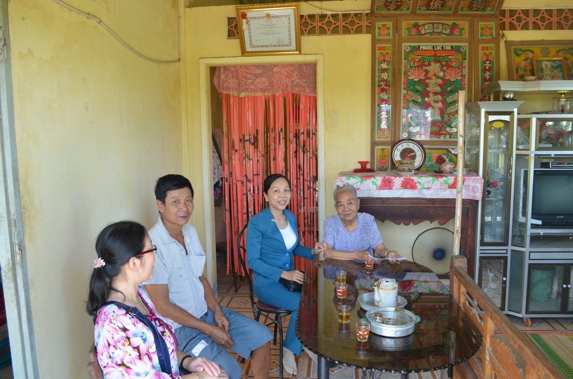 Công ty TNHH MTV Xổ số kiến thiết Trà Vinh thực hiện công tác đền ơn đáp nghĩa