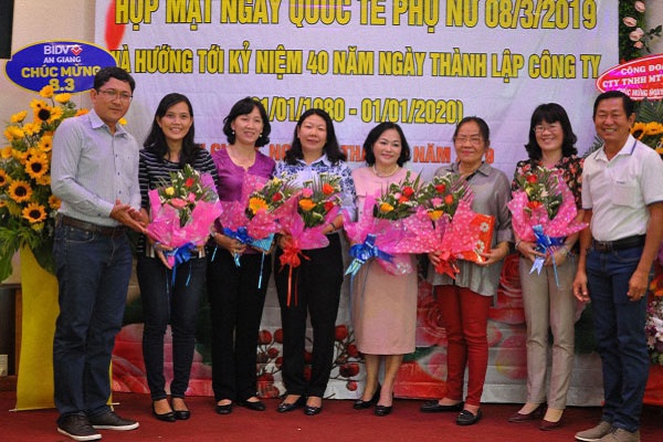 Kỷ niệm 109 năm ngày Quốc tế Phụ nữ (08/3/1910 – 08/3/2019) và 1.979 năm khởi nghĩa Hai Bà Trưng (40 – 2019), hướng tới kỷ niệm 40 năm ngày thành lập Công ty (1/1/1980 – 1/1/2020)