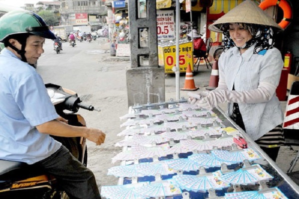 Vé số dạo ở Tây Đô