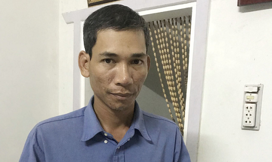 Người đàn ông bán vé số thi đậu công chức