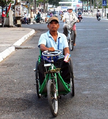 Công ty TNHH MTV Xổ số Kiến thiết  Vĩnh Long: Chung tay chăm lo người bán vé số